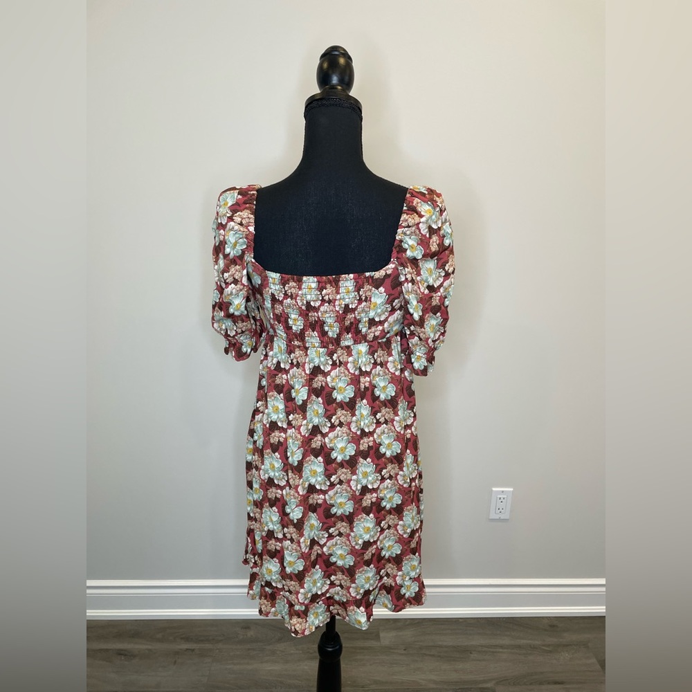 aritzia wilfred floral dress - Picture 4 of 5